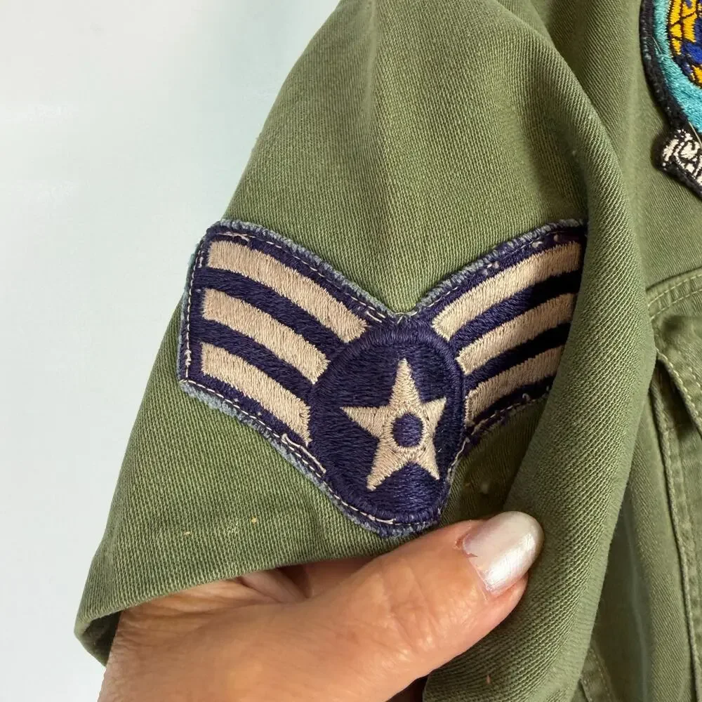 Vintage US Air Force Uniform Shirt Khaki Green Est Size Mens Small Patches READ